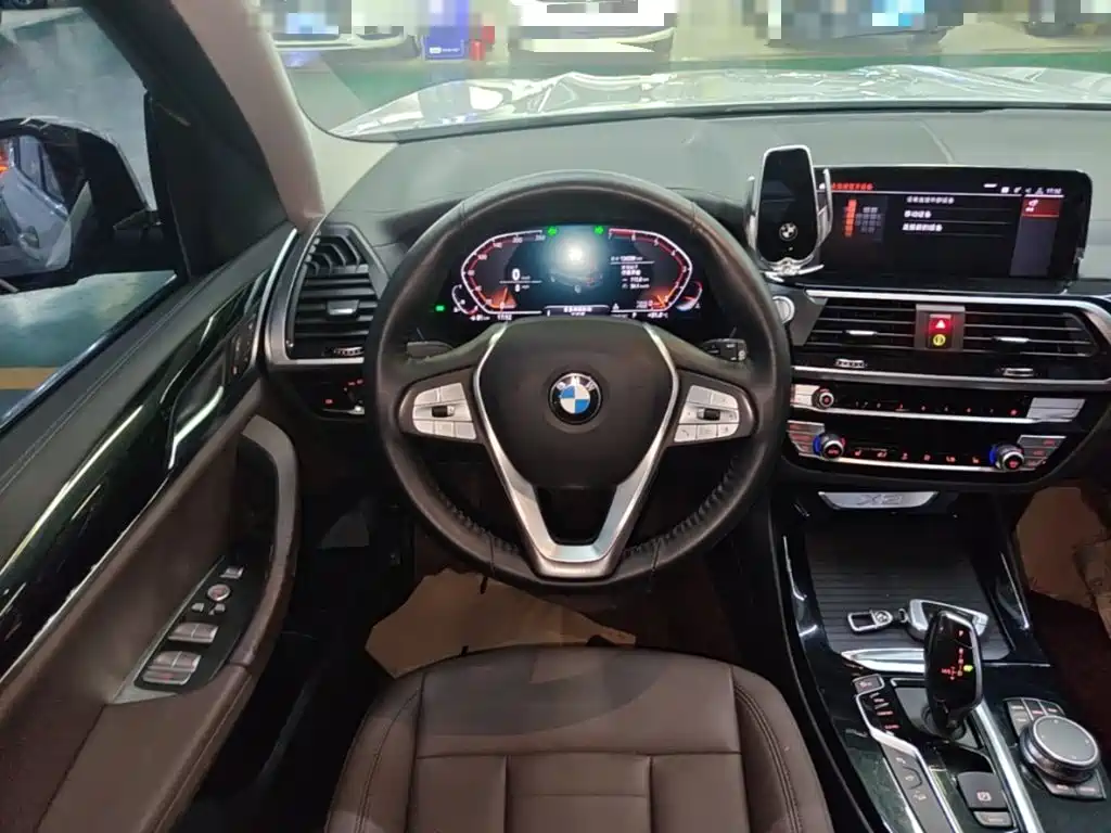 BMW X3 — миниатюра 11