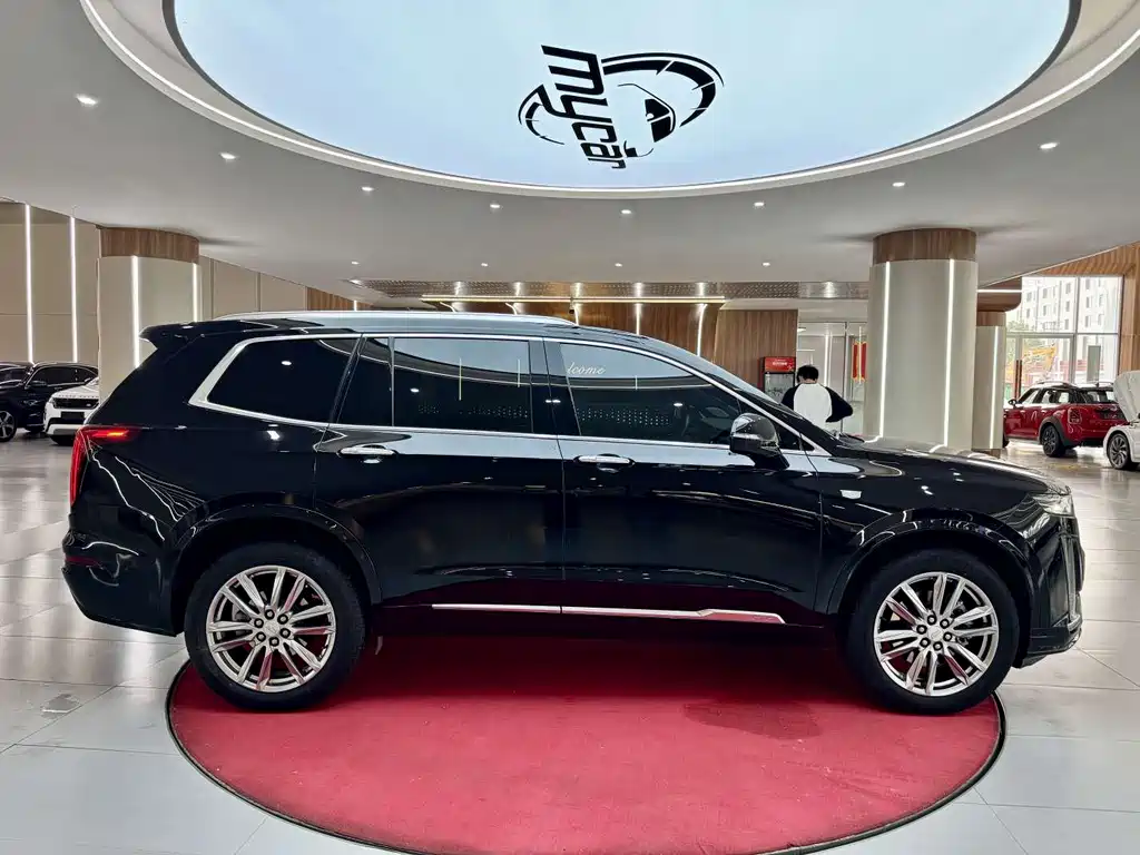 Cadillac XT6 — миниатюра 6