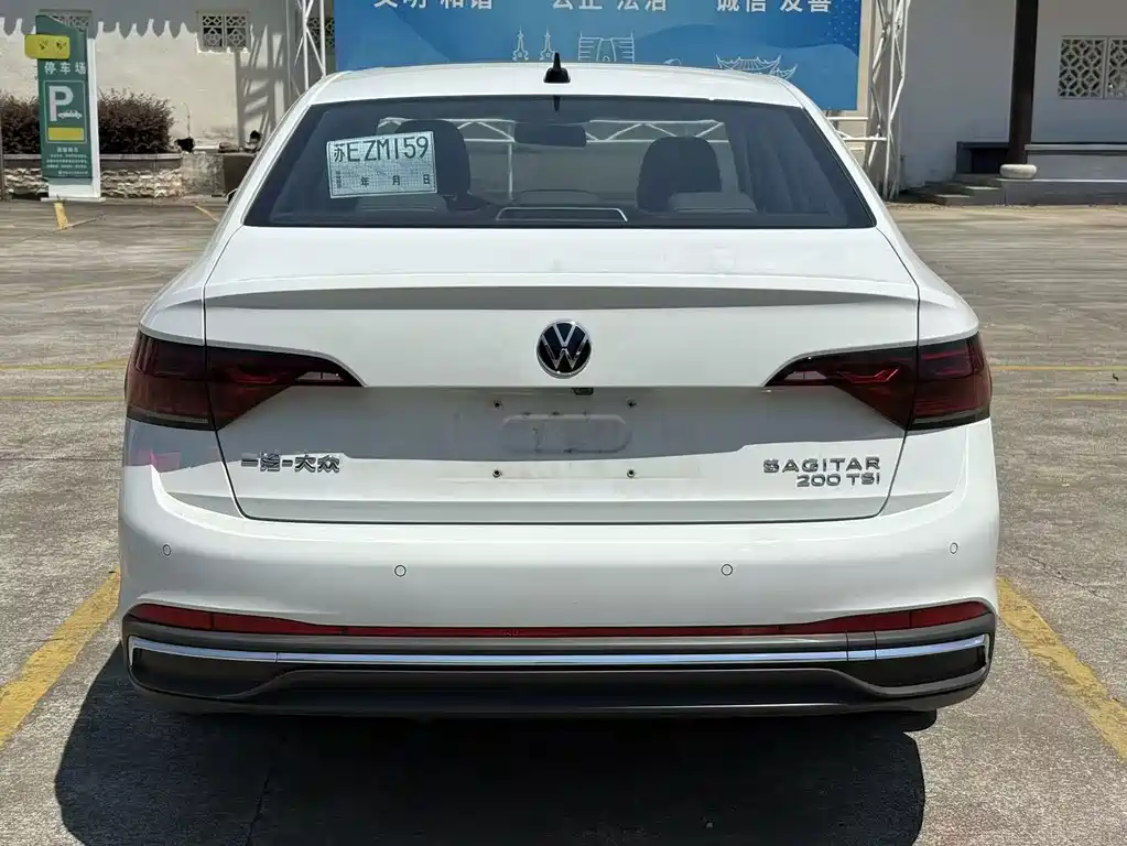Volkswagen Sagitar — миниатюра 5