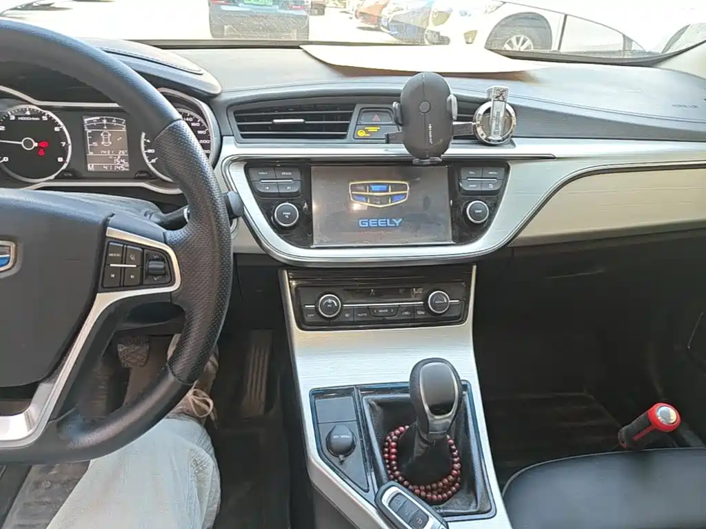 Geely Emgrand GL — миниатюра 10