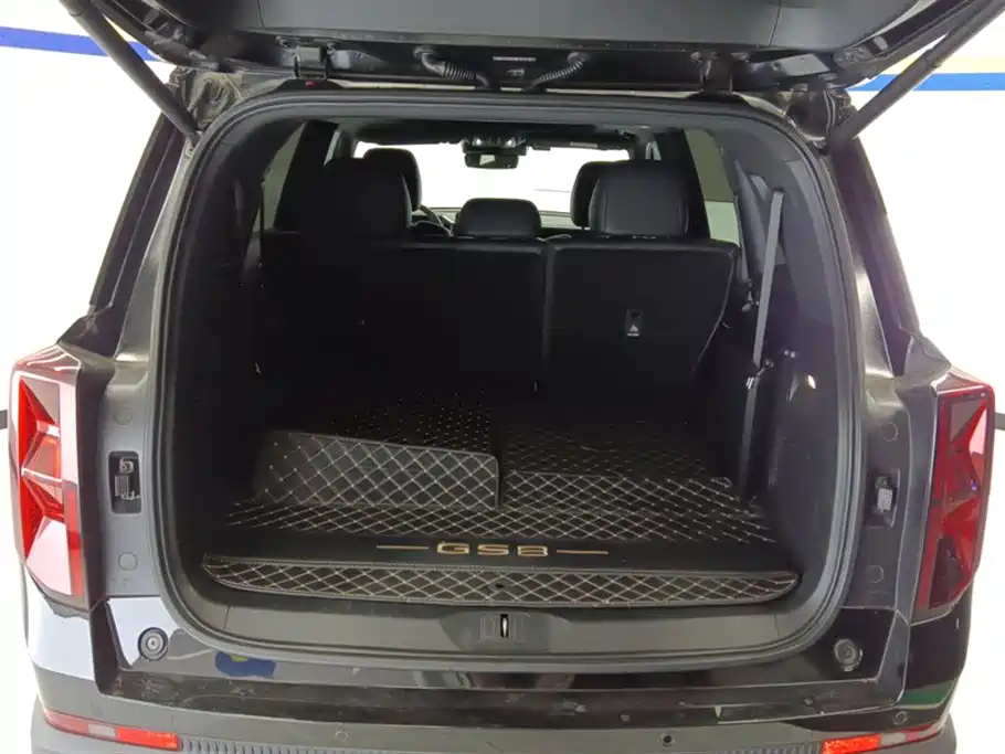 GAC GS8 2022 2.0TGDI Luxury Smart Connect （ мест）