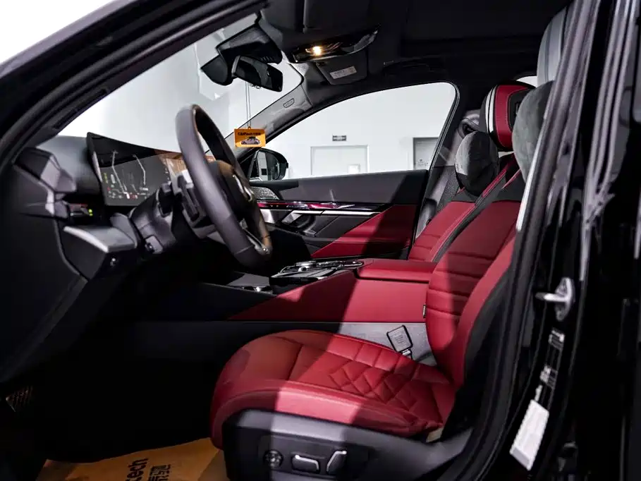 BMW 5 Series — миниатюра 22