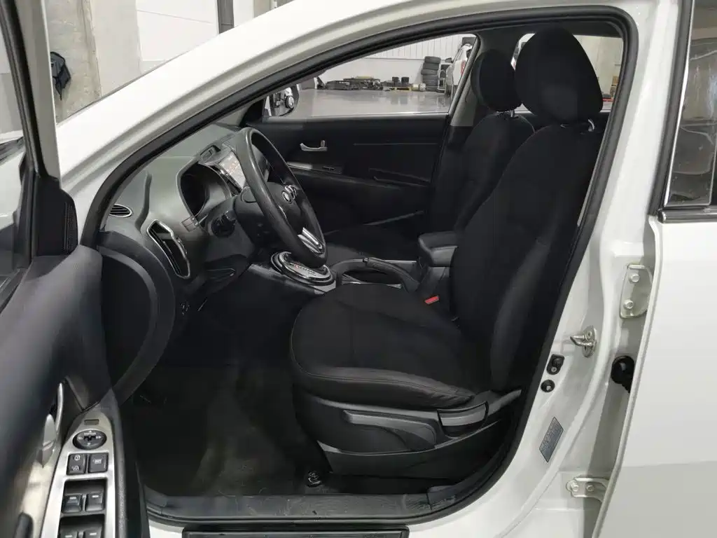Kia Sportage — миниатюра 10