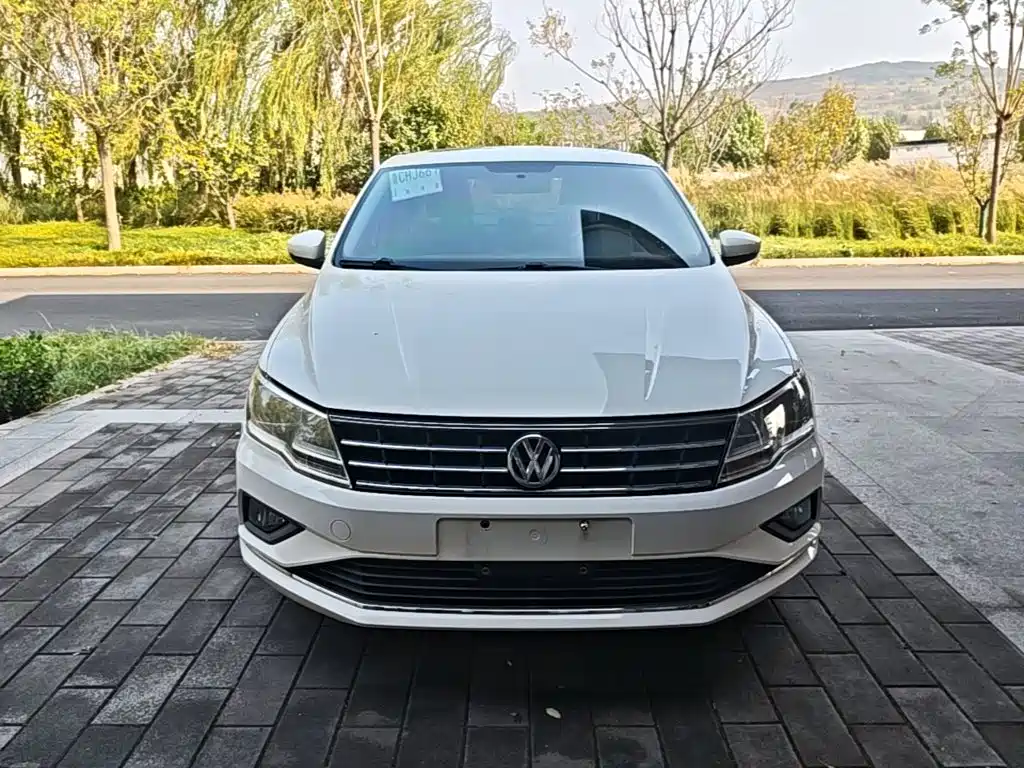 Volkswagen Jetta — миниатюра 3
