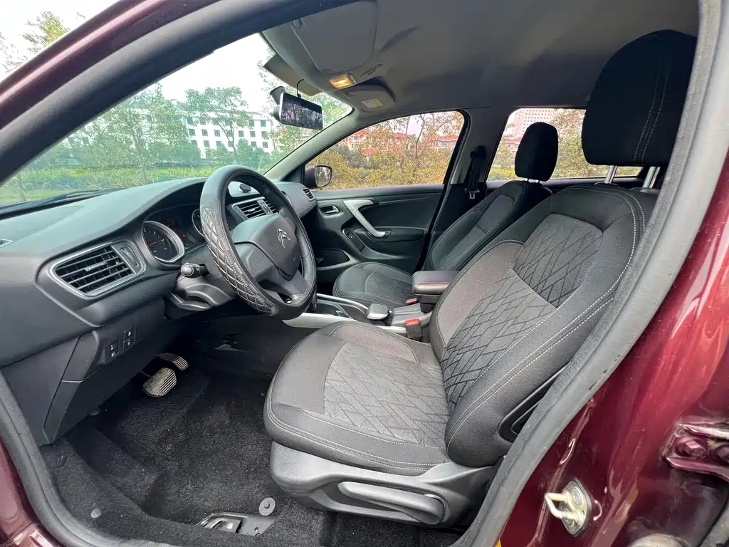 Citroen C3-XR — миниатюра 10