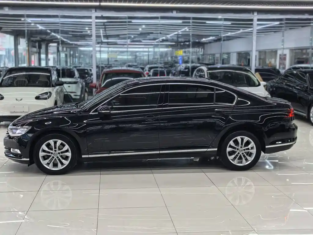 Volkswagen Magotan 2017 330TSI DSG Luxury