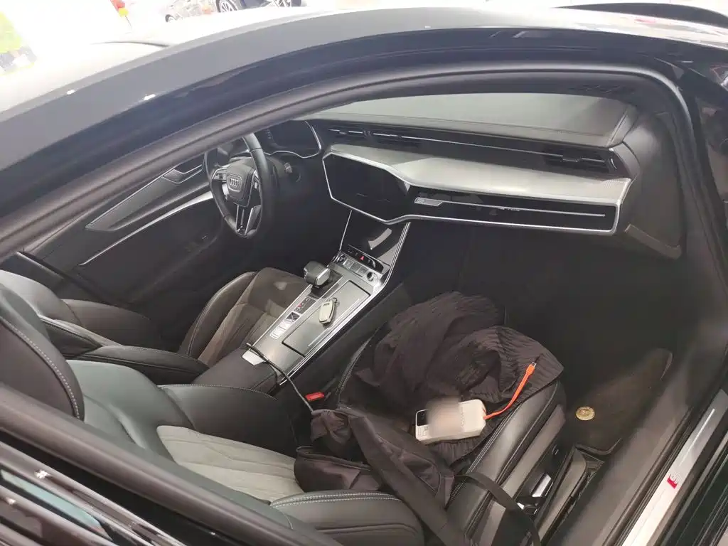 Audi A6L — миниатюра 9