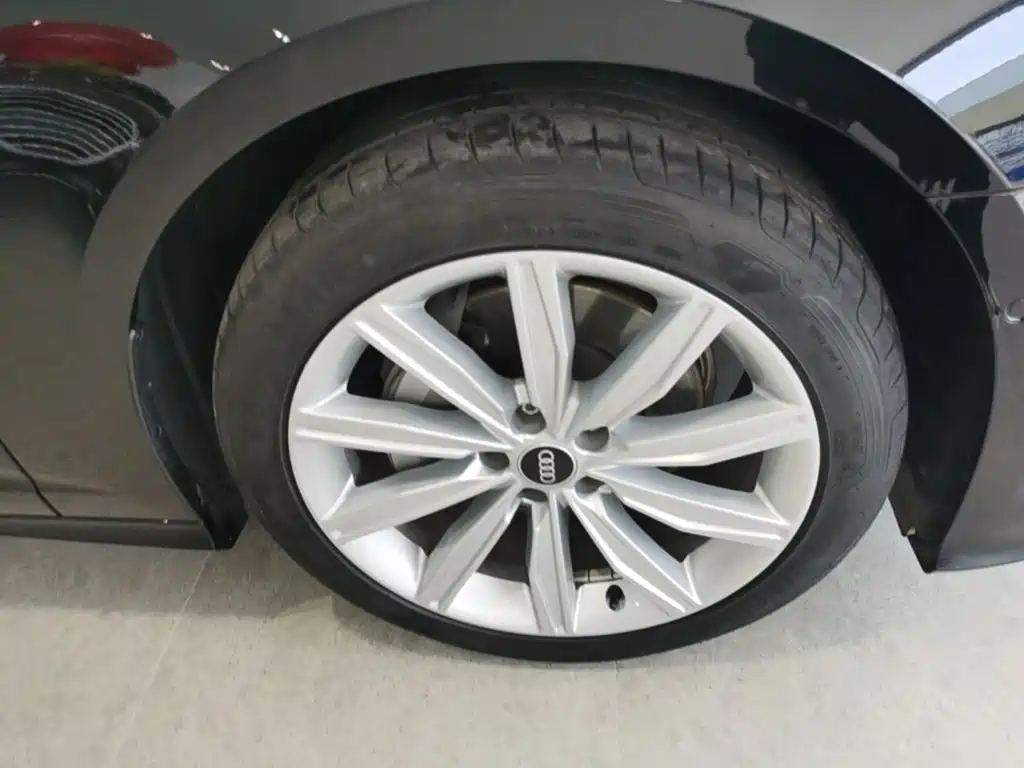 Audi A6L — миниатюра 12