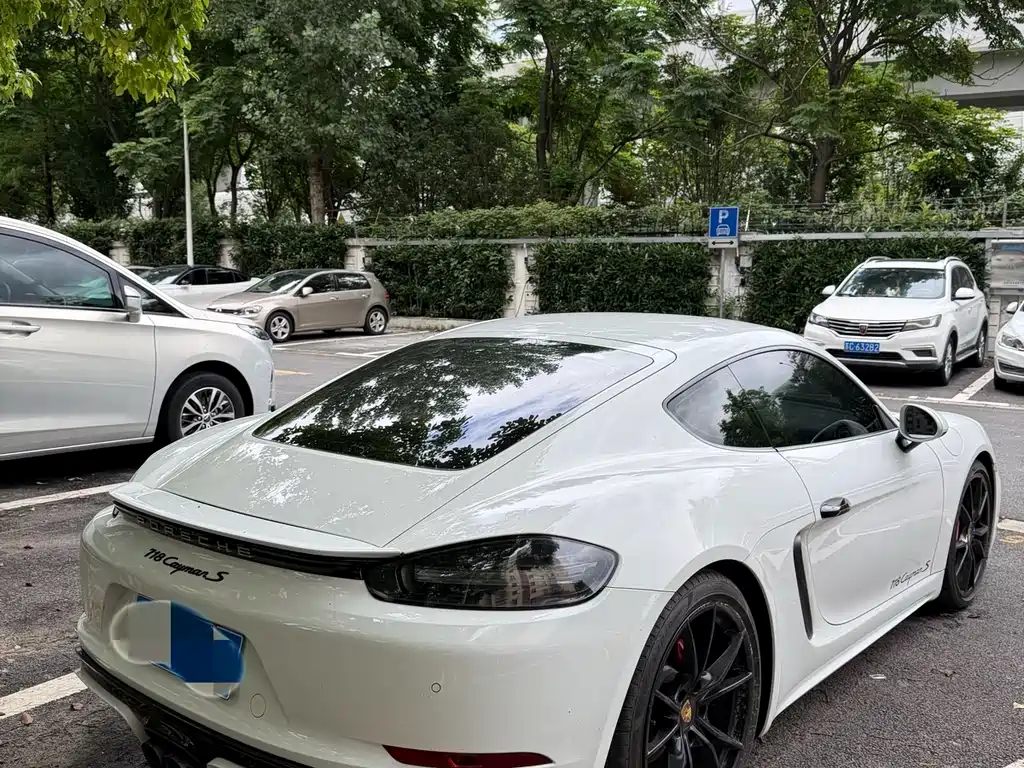 Porsche 718 2016 Cayman S 2.5T