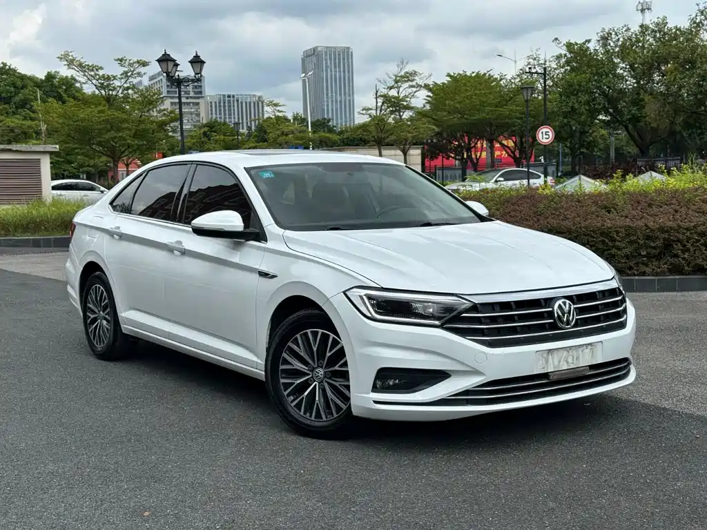 Volkswagen Sagitar — миниатюра 3