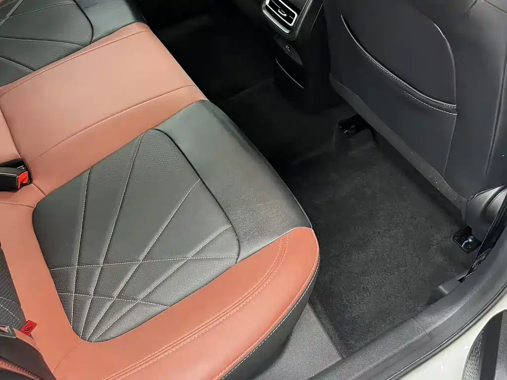 Changan Eado — миниатюра 12