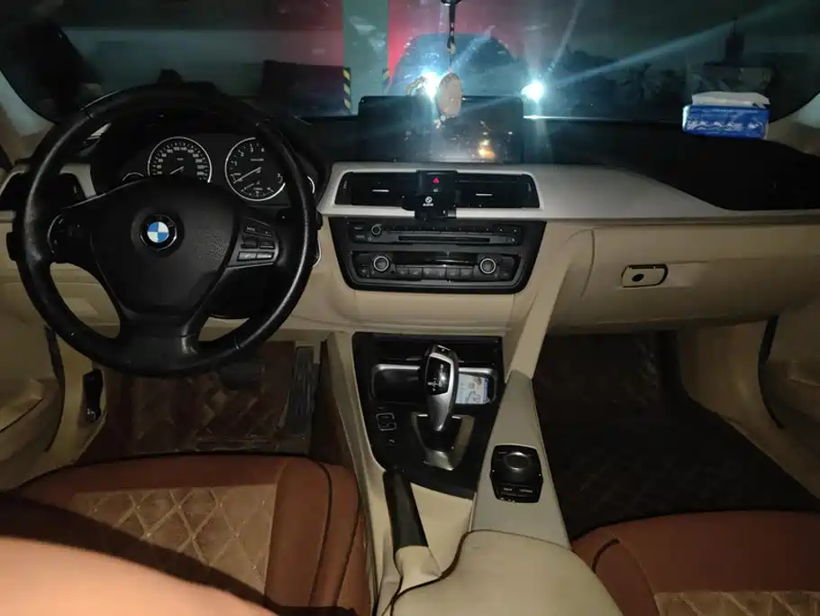 BMW 3 Series — миниатюра 12