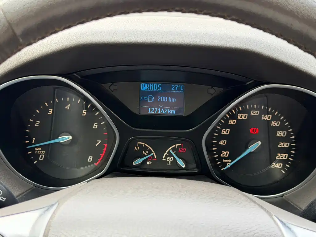 Ford Focus — миниатюра 11