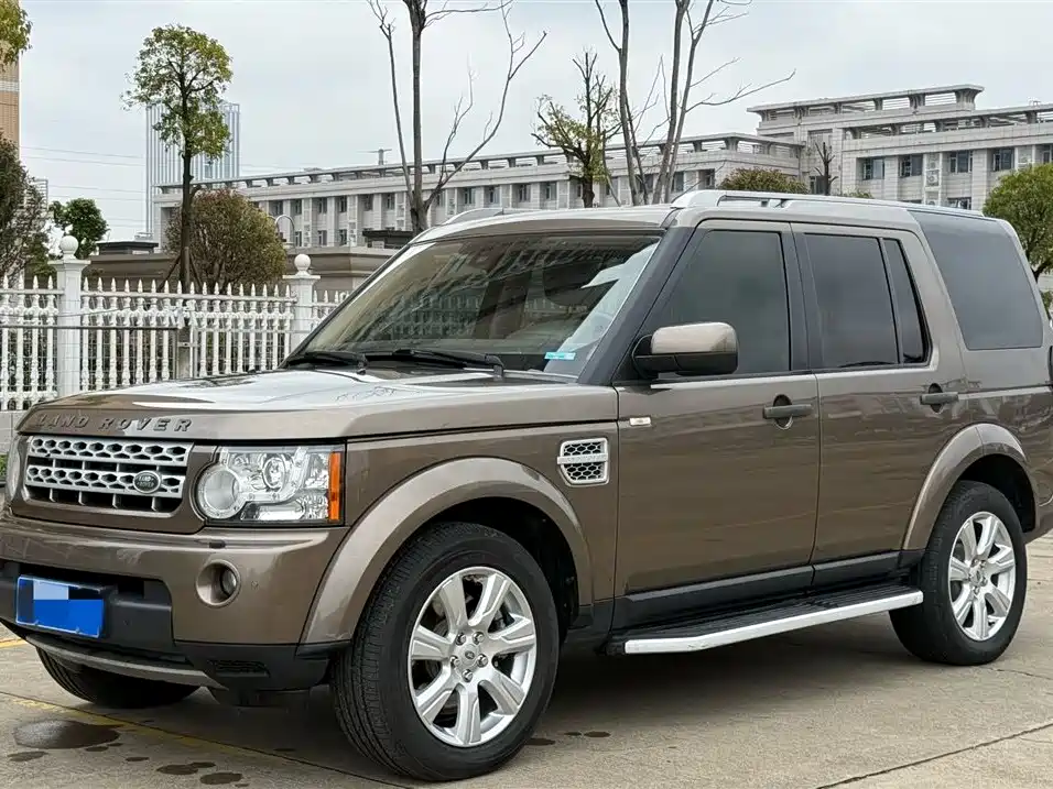 Land Rover Discovery 2013