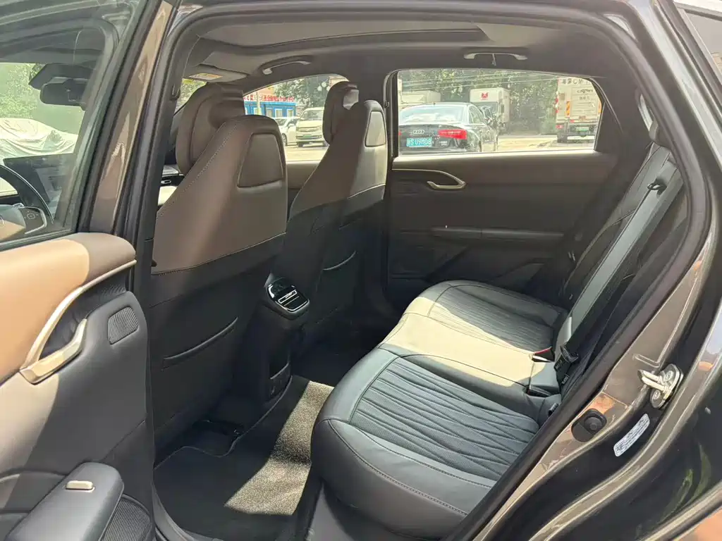 Changan Eado — миниатюра 6