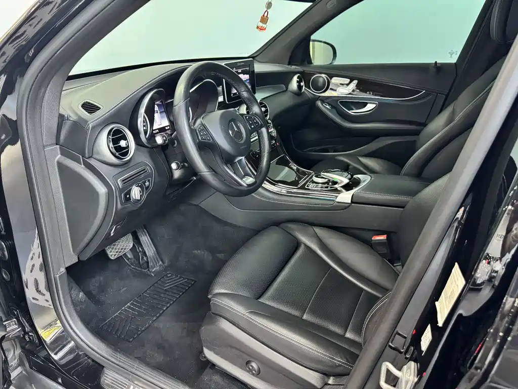 Mercedes-Benz GLC — миниатюра 11