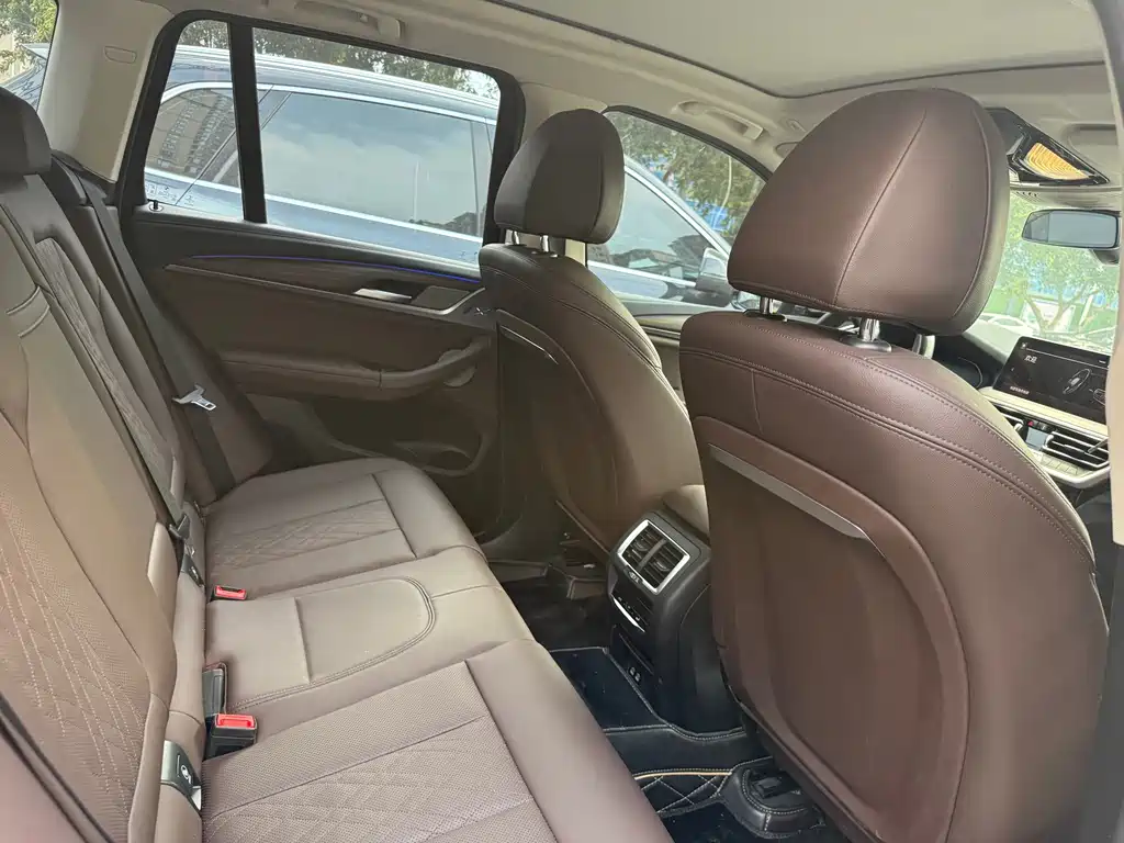 BMW X3 — миниатюра 18