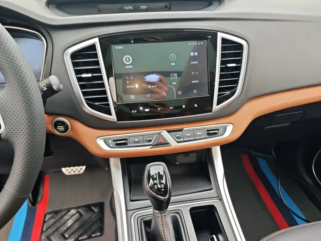 Geely Vision X6 — миниатюра 13