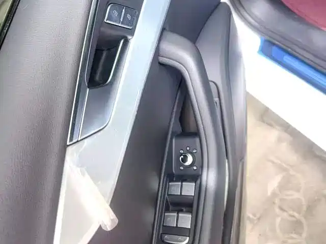 Audi A4L 2025 200 Enjoy 40 TFSI Fashion