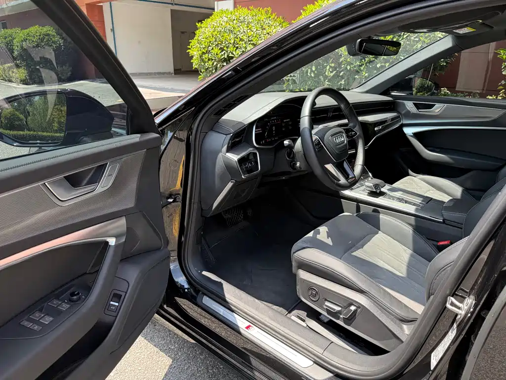 Audi A6L 2023 45 TFSI