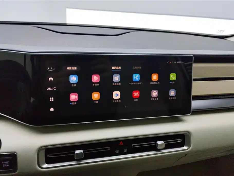 GEELY AUTOMOBILE GEELY ICON