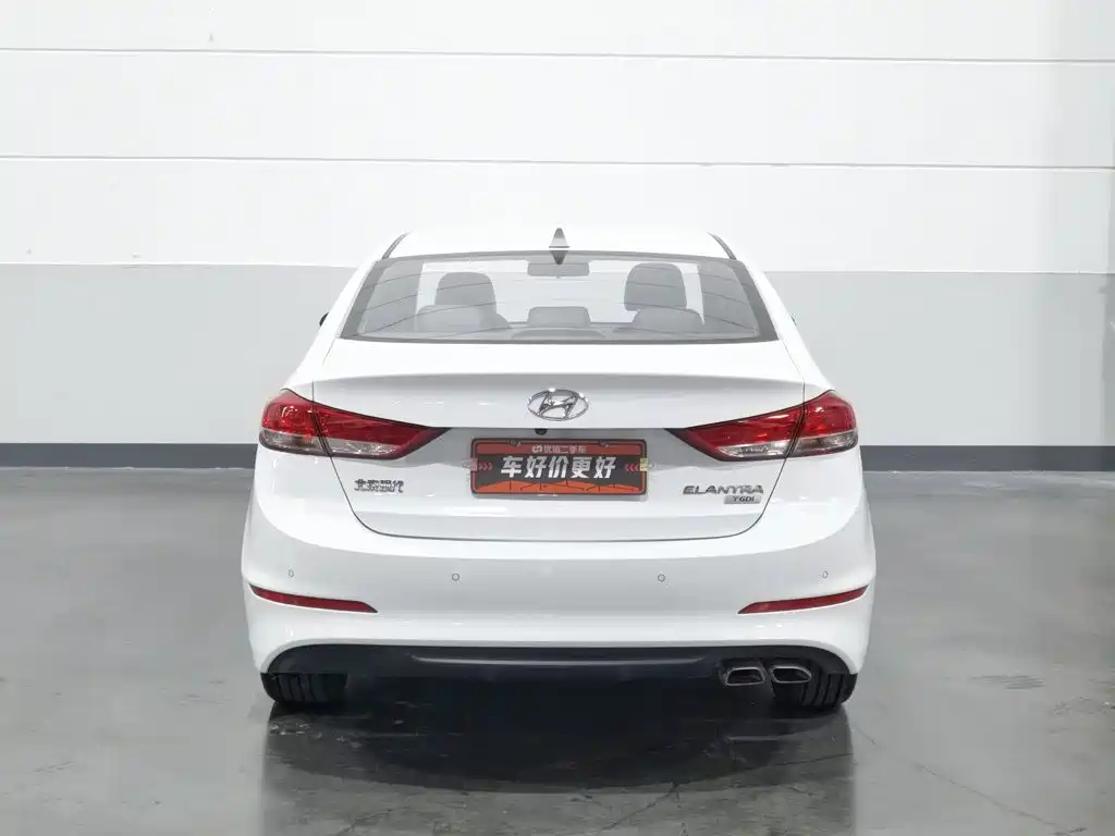 Hyundai Elantra — миниатюра 4
