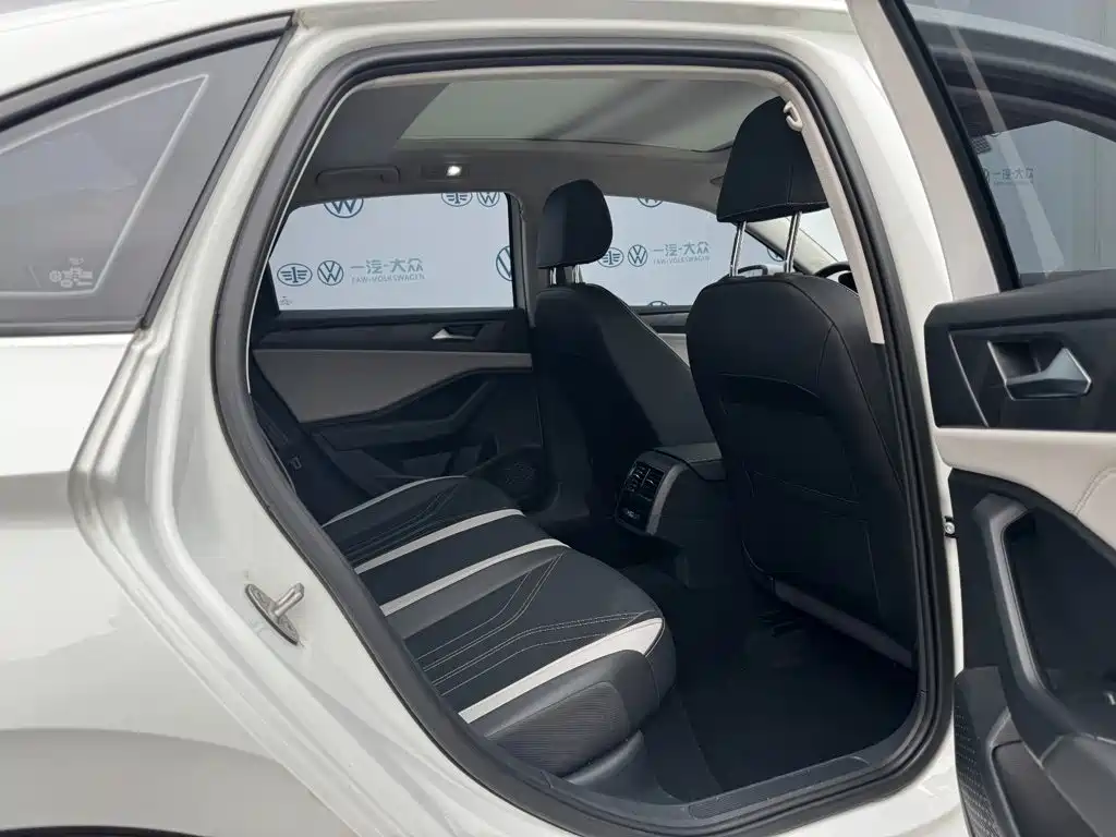 Jetta VA7 — миниатюра 8
