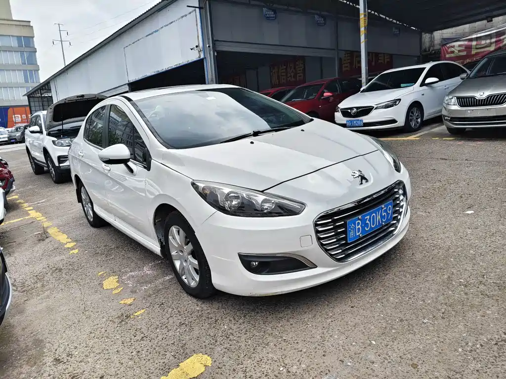 Peugeot 308 — миниатюра 2