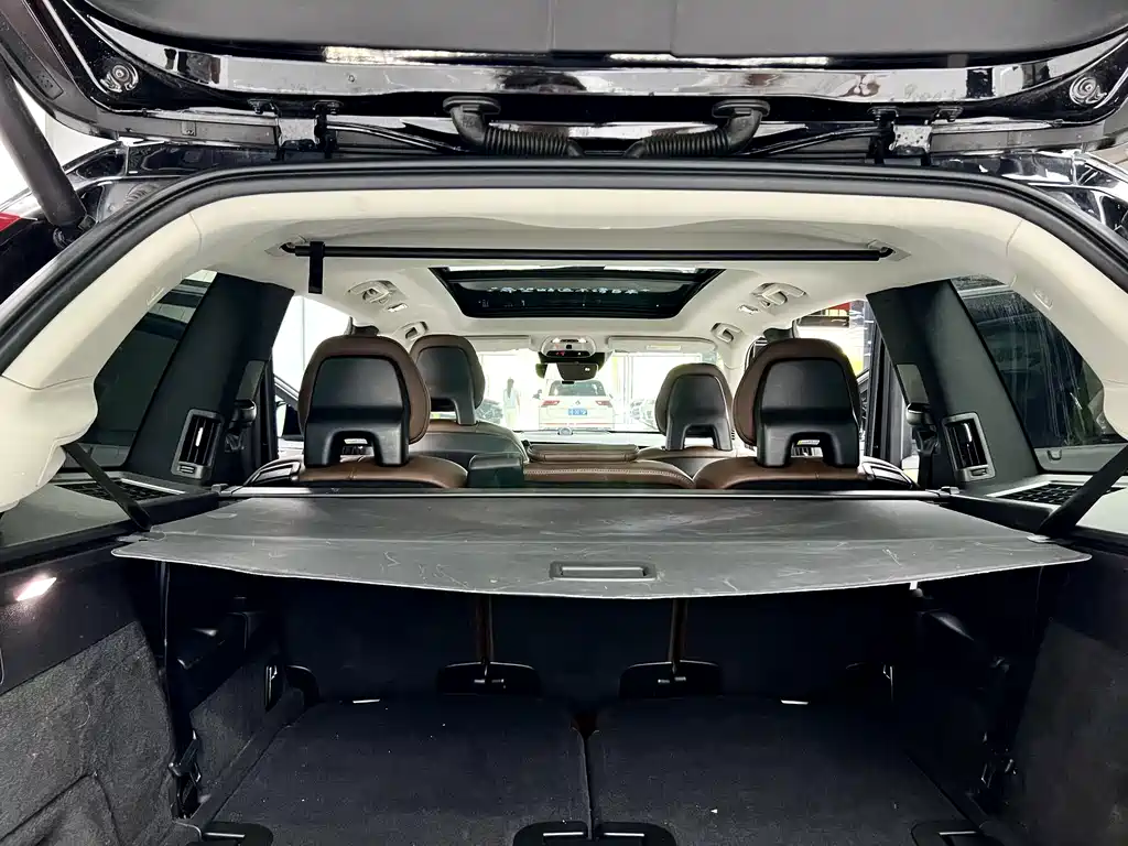 Volvo XC90 — миниатюра 14