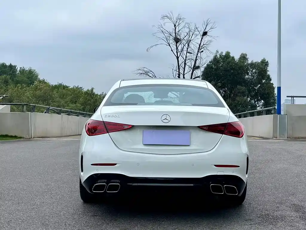 Mercedes-Benz C-Class — миниатюра 7