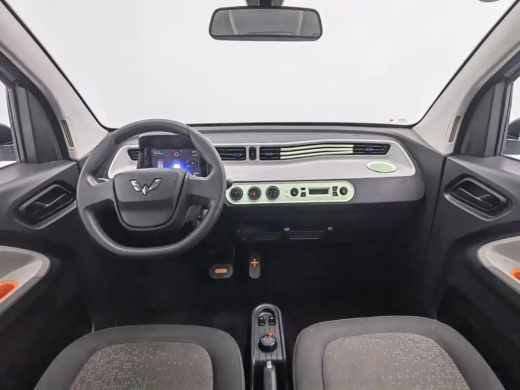 Wuling MINIEV — миниатюра 5