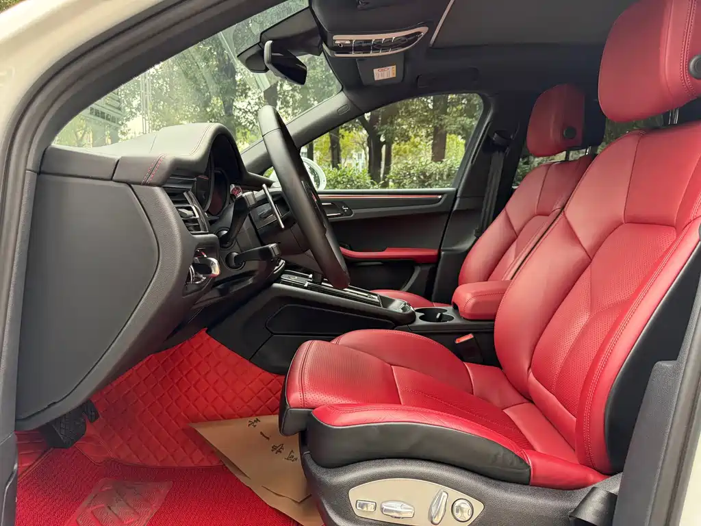 Porsche Macan — миниатюра 5