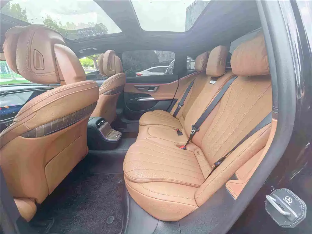 Mercedes-Benz E-Class New Energy — миниатюра 5
