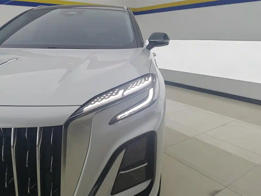 Hongqi HONGQI HS3 PHEV