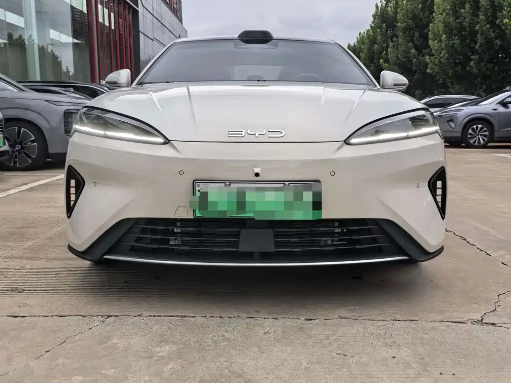BYD Seal 07 DM-i