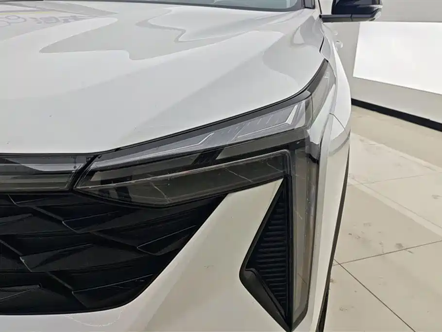 GEELY AUTOMOBILE BOYUE