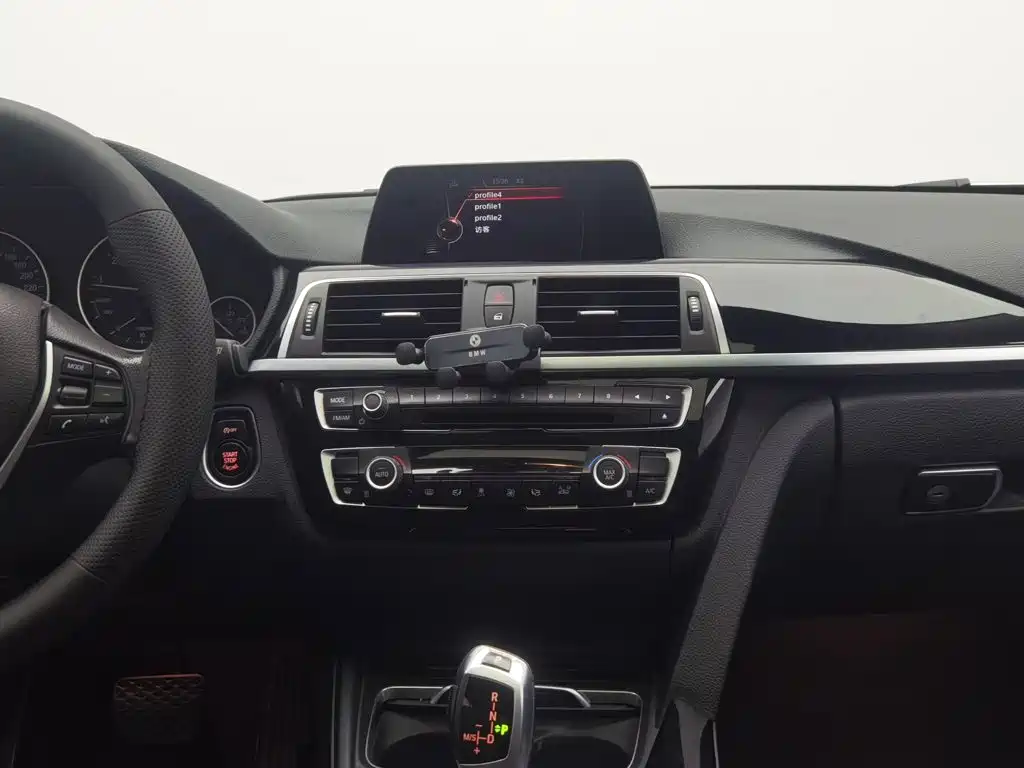 BMW 3 Series — миниатюра 12