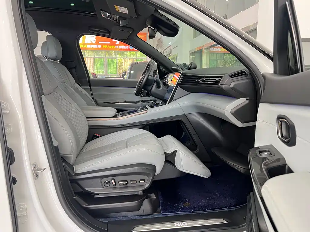 NIO NIO ES8