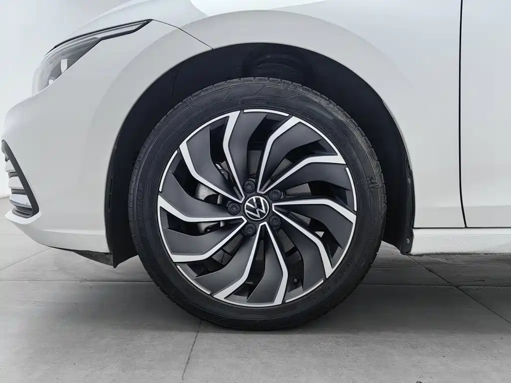 Volkswagen Golf — миниатюра 17