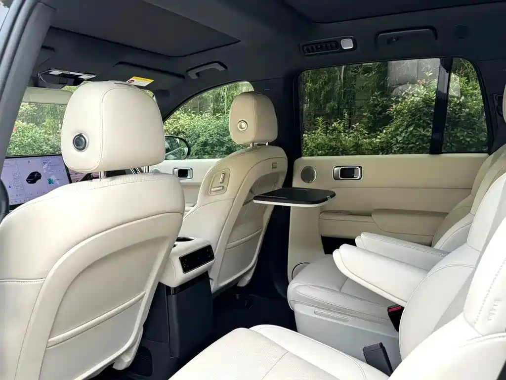 Li Auto Li L8 — миниатюра 4
