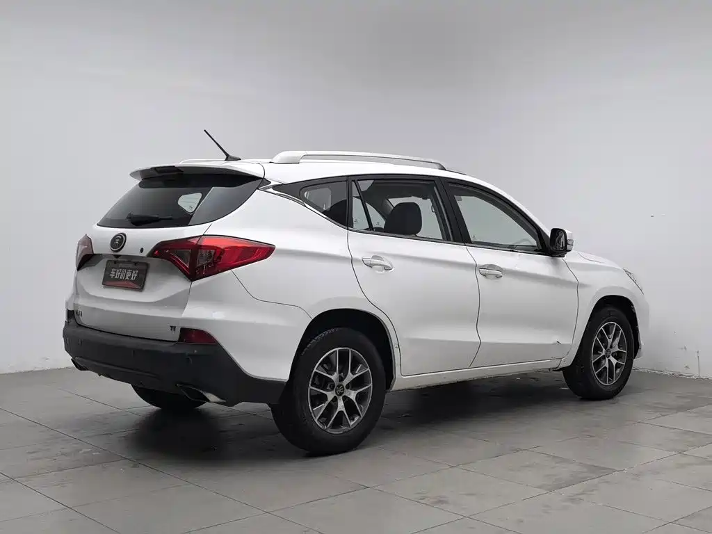 BYD Song — миниатюра 2