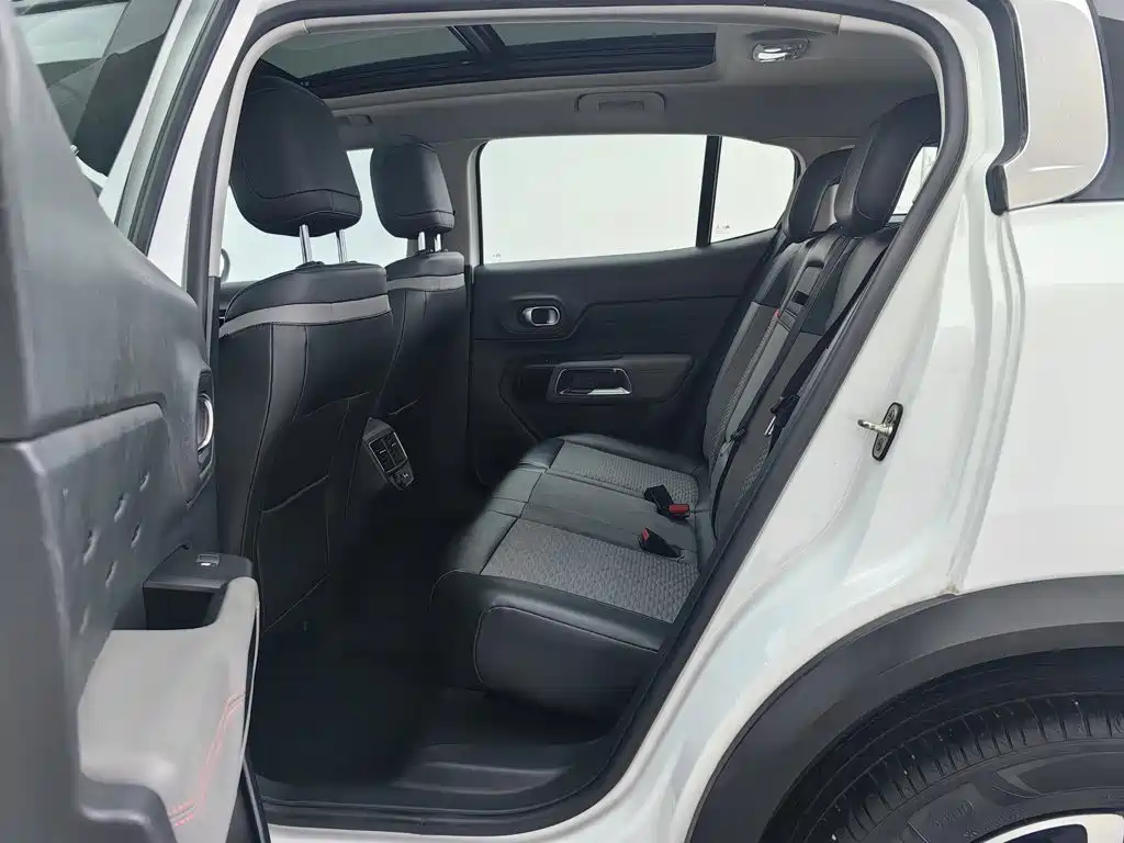 Citroen C5 AIRCROSS — миниатюра 15