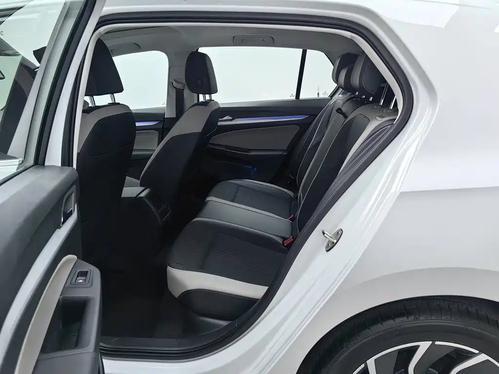 Volkswagen Golf — миниатюра 15