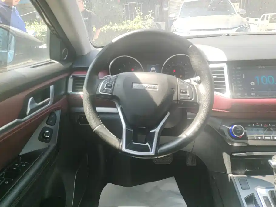 Haval H6 Coupe — миниатюра 15