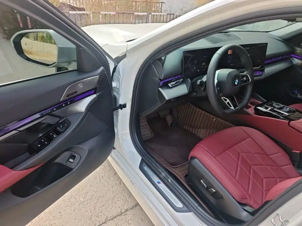 BMW 5 Series — миниатюра 16