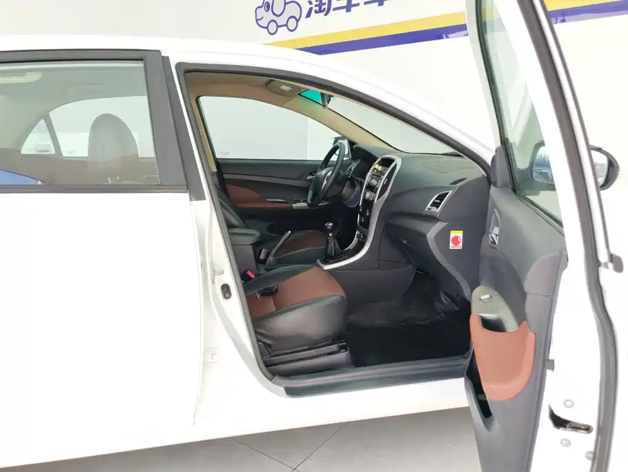 BYD F3 — миниатюра 8
