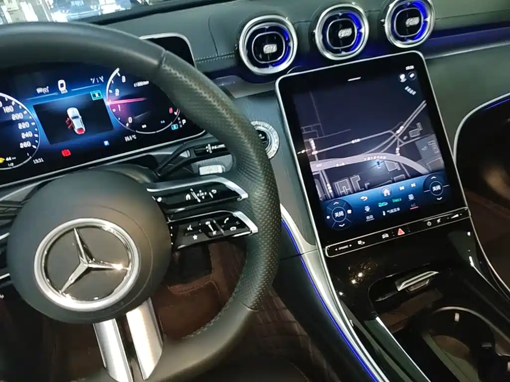 Mercedes-Benz C-Class — миниатюра 14