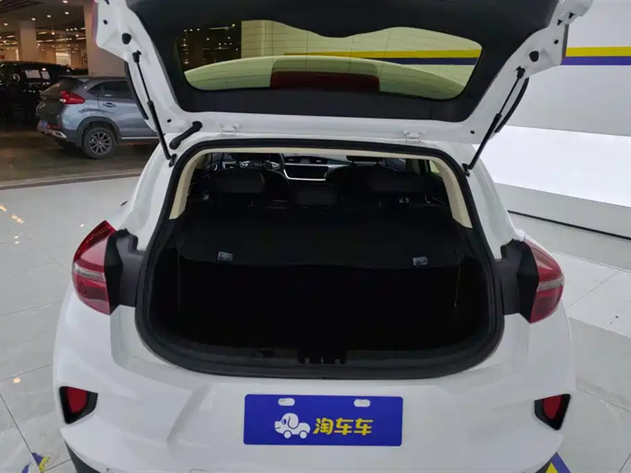 GEELY AUTOMOBILE EMGRAND GS