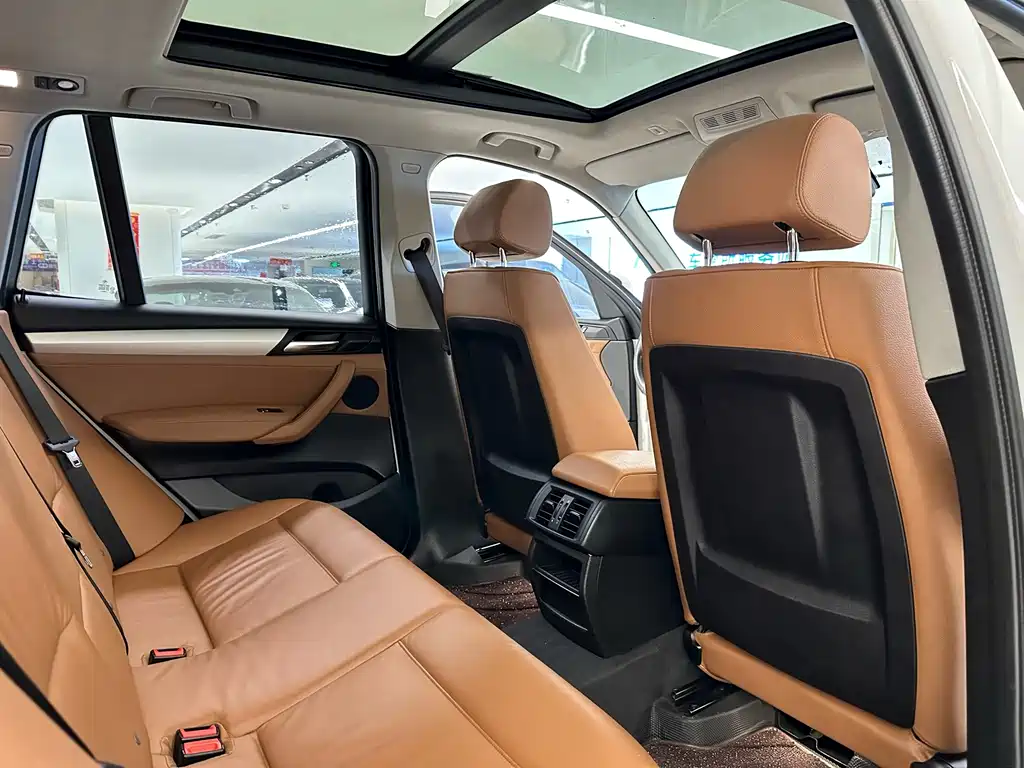 BMW X3 (Import) — миниатюра 13