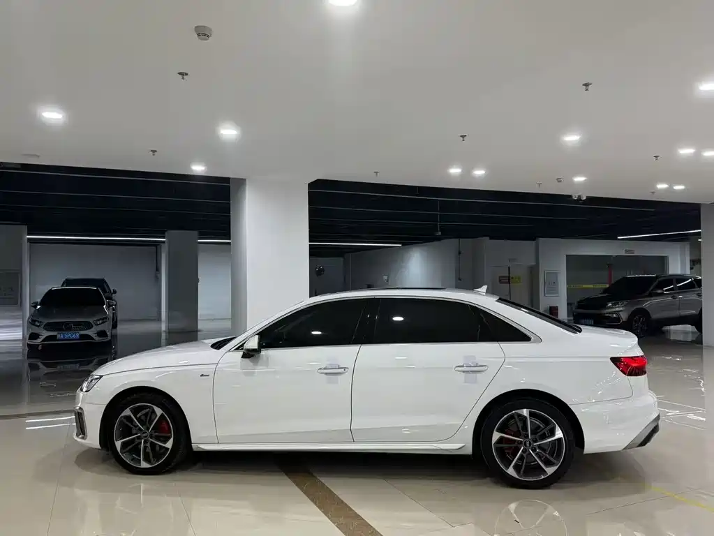 Audi A4L — миниатюра 5